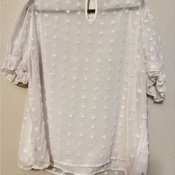 SHEIN White Textured Blouse - Picture 2 of 3